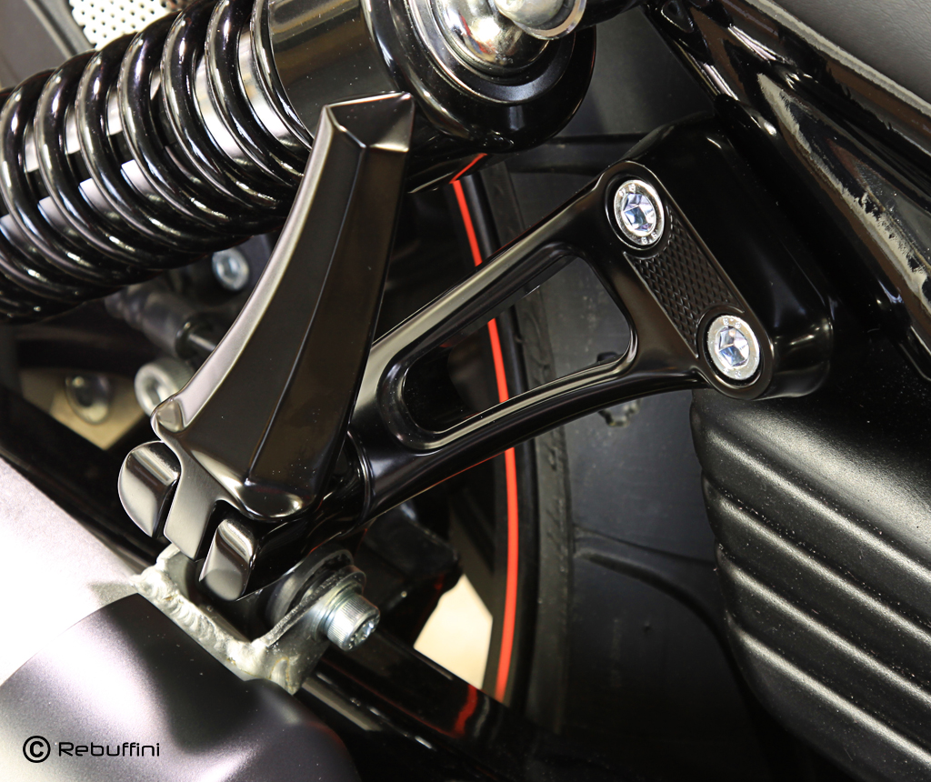 Comet – V-Rod passenger pegs | Rebuffini Cycles